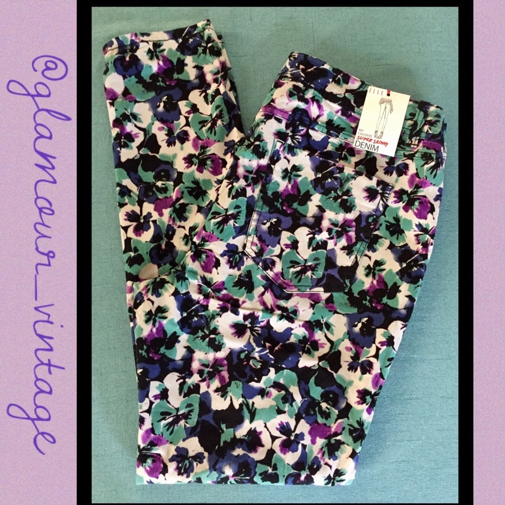 HOST PICK! 💜 ELLE “Pansy” Skinny DENIM! - Picture 4 of 11